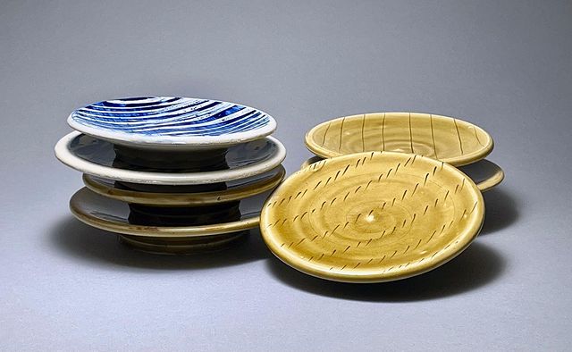 A set of plates | AVISEN LEGAL, PA